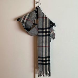 Burberry Icon Cashmere Scarf